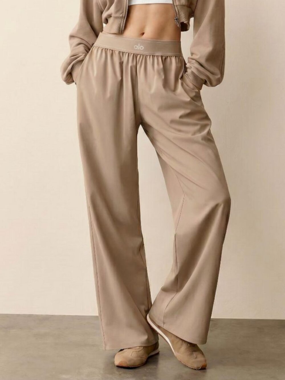 Brand New🦹♀️ALO Yoga Gravel Suit Up Trouser 30" Regular - Picture 7 of 7